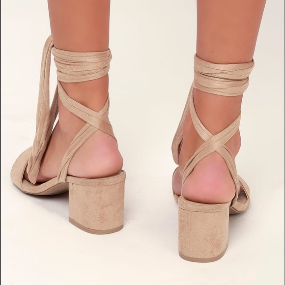 Lulus Alta Suede Lace Up Heels NEW - Picture 2 of 3